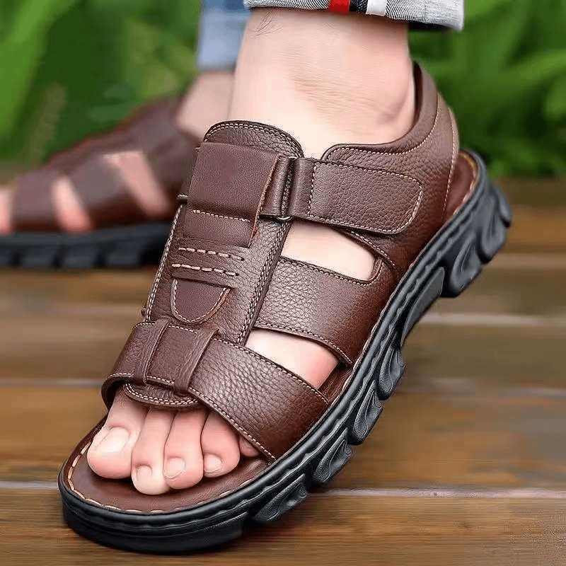 Men's Sandals Wear Resistant Anti Slip Waterproof Beach Shoes for Going Out Driving To Work Large Cool Slippers for Men