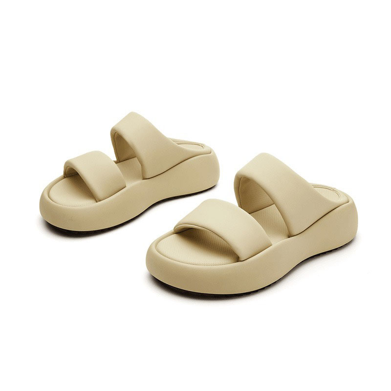 EVA Slippers Have A High-end Feel for Women's Summer Outdoor Wear Thick Soled Height Increasing Women's Slippers Are Non Slip and Odorless Sponge Cake Shoes
