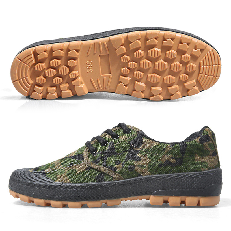 SXCHEN Men's Soccer Shoes - Green Camouflage Durable Canvas upper, Reinforced Toe, Anti-slip And Wear-resistant Outsole, Flexible Grip Outsole, Suitable For Soccer And Outdoor Activities.