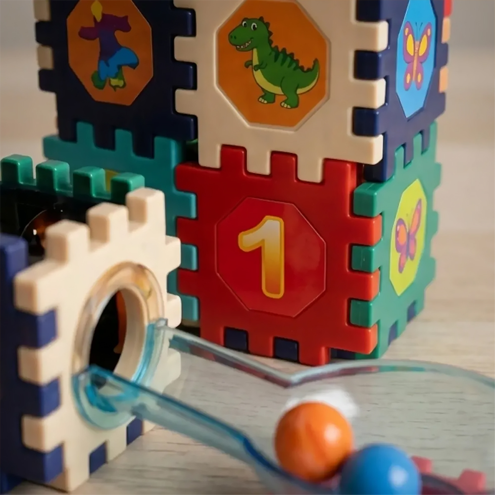 60 Pieces Children's Rolling Ball Block Set Kids Ball Track Building Blocks Early Education Toy (3-6 Yrs)