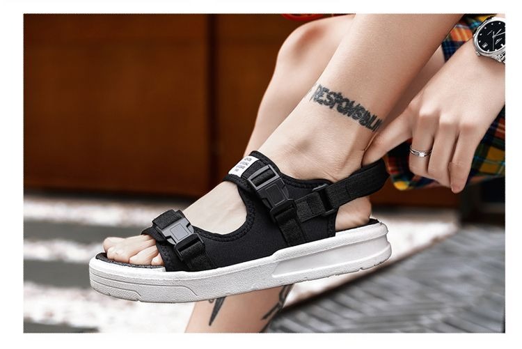 Men's Sandals Breathable Casual Beach Shoes Summer Outdoor Driving Anti-slip Wear-resistant Sporty Slip-ons