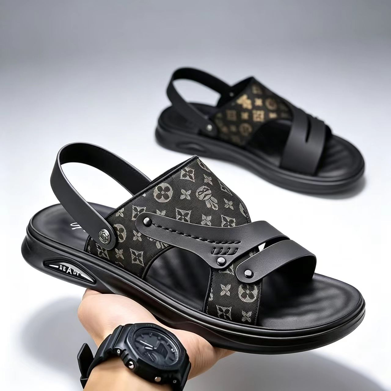 Sandals men's faux leather new casual wear dual-use slippers men's beach shoes