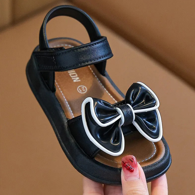 Children's Princess Sandals Summer New Non slip Soft Bottom Girls' Medium Large Children's Bow Girls' Shoes Baby Outdoor Beach Multi functional Sandals