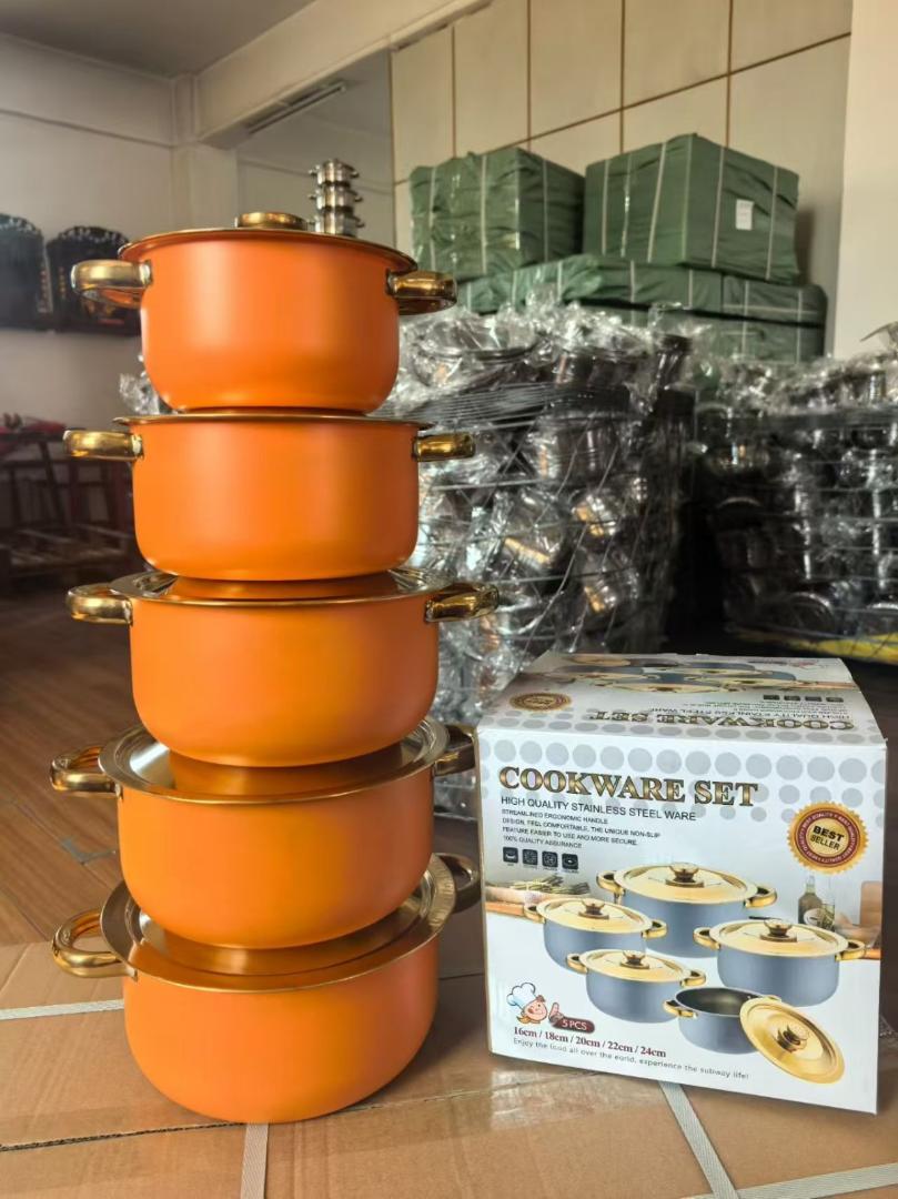 5pcs stainless steel cookware set with stainless steel lids with ergonomic handles, light weight cookware set suitable for induction, electric and gas cooking sizes 16cm,18cm, 20cm, 22cm and 24cm