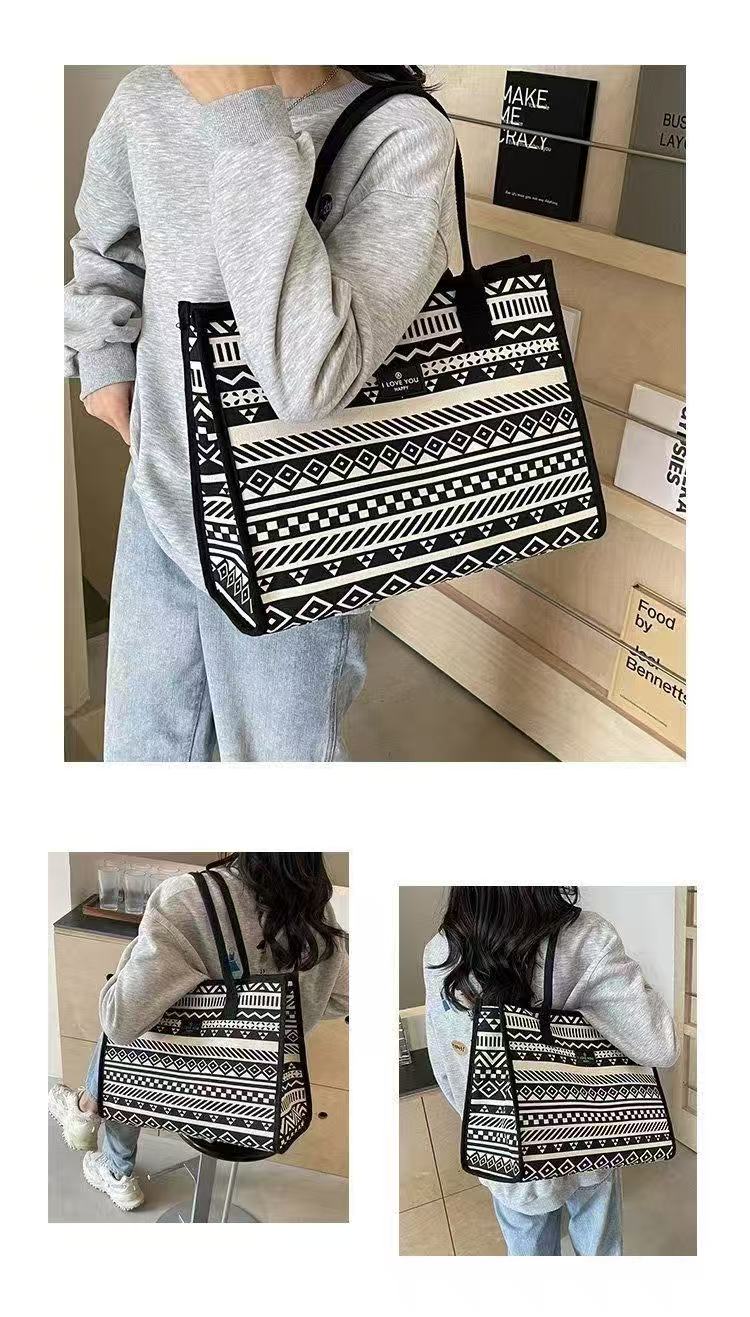 2026 New Casual Commuting Canvas Hand-held Shopping Lightweight Single-shoulder Large-capacity Tote Bag for Women