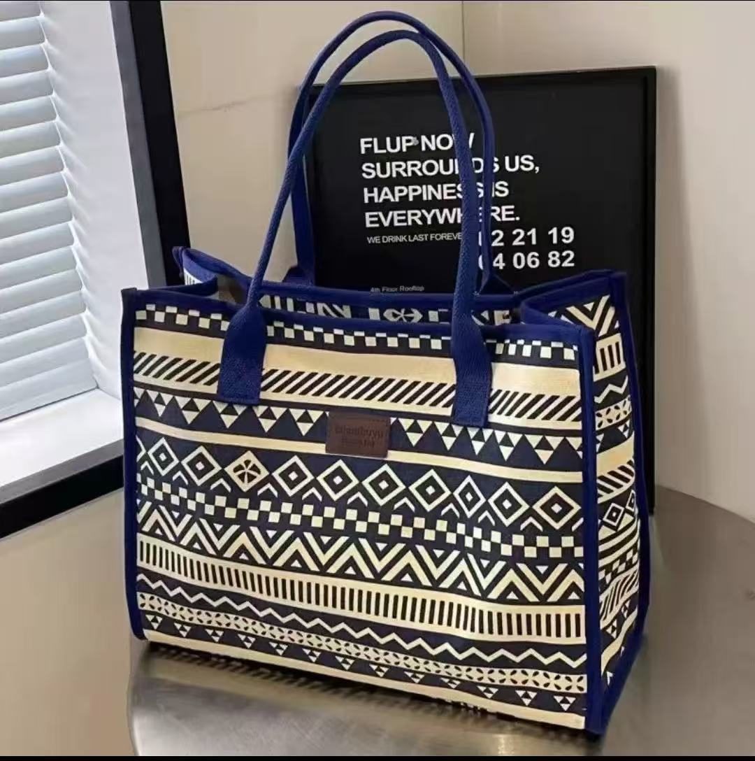 2026 New Casual Commuting Canvas Hand-held Shopping Lightweight Single-shoulder Large-capacity Tote Bag for Women