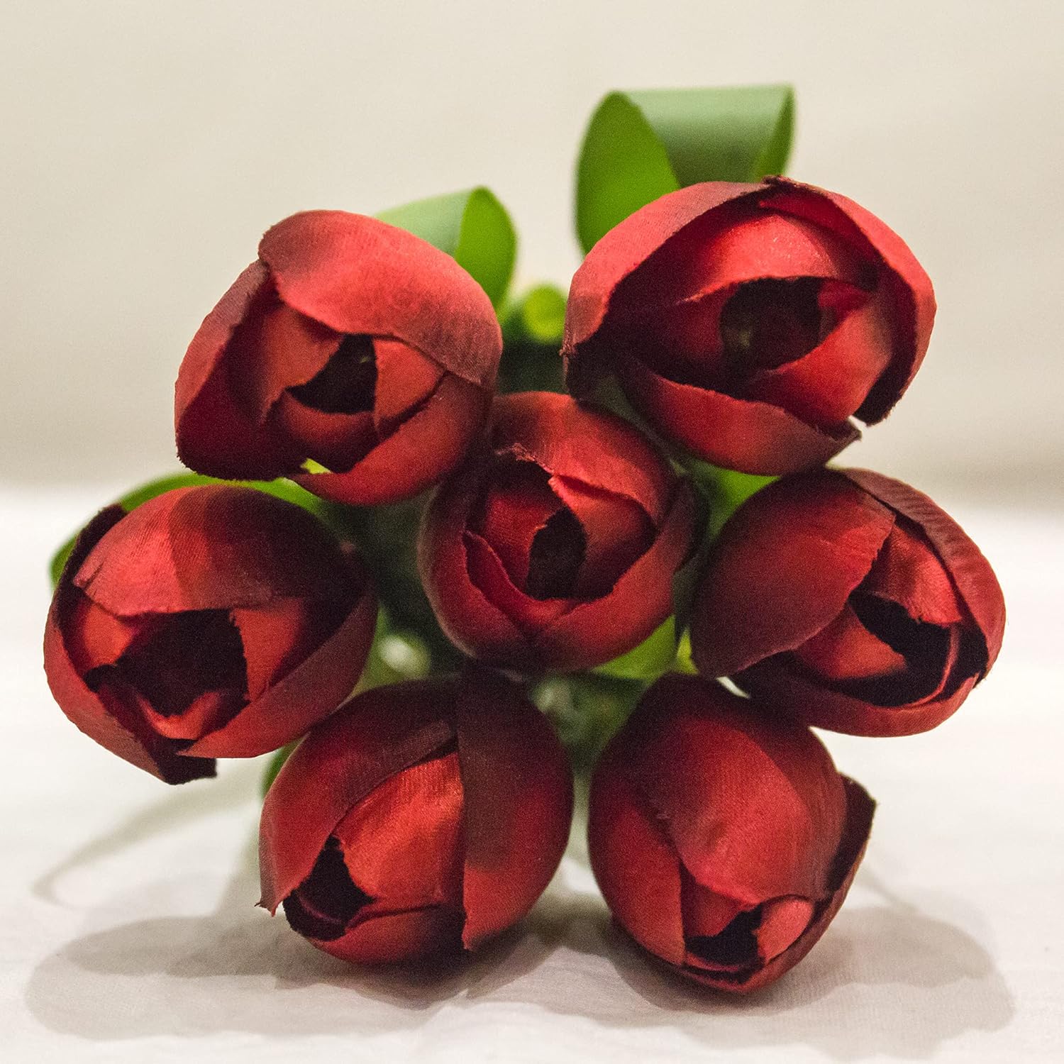 6pcs Artificial Tulip Bouquet – Wrapped Sisal Rope Flower Bundle for Table & Shelf Decor – Faux Tulips Home, Office & Event Decoration.
