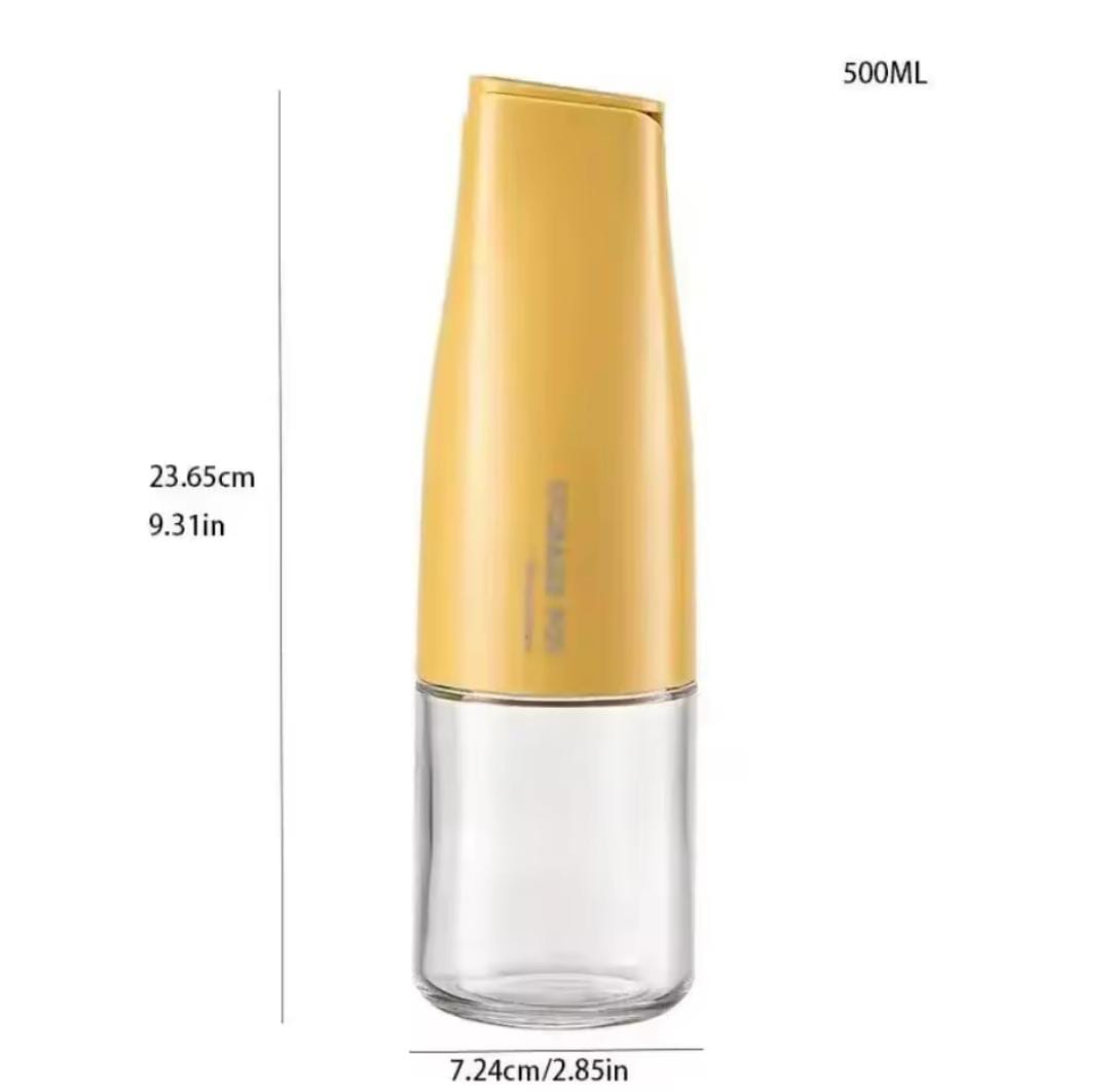 500ml Automatic Oil Dispenser – Glass Cooking Oil Jar with Plastic Lid, Convenient Kitchen Bottle for Controlled Pouring of Oil and Liquid Seasonings, Practical Storage and Dispensing Accessory