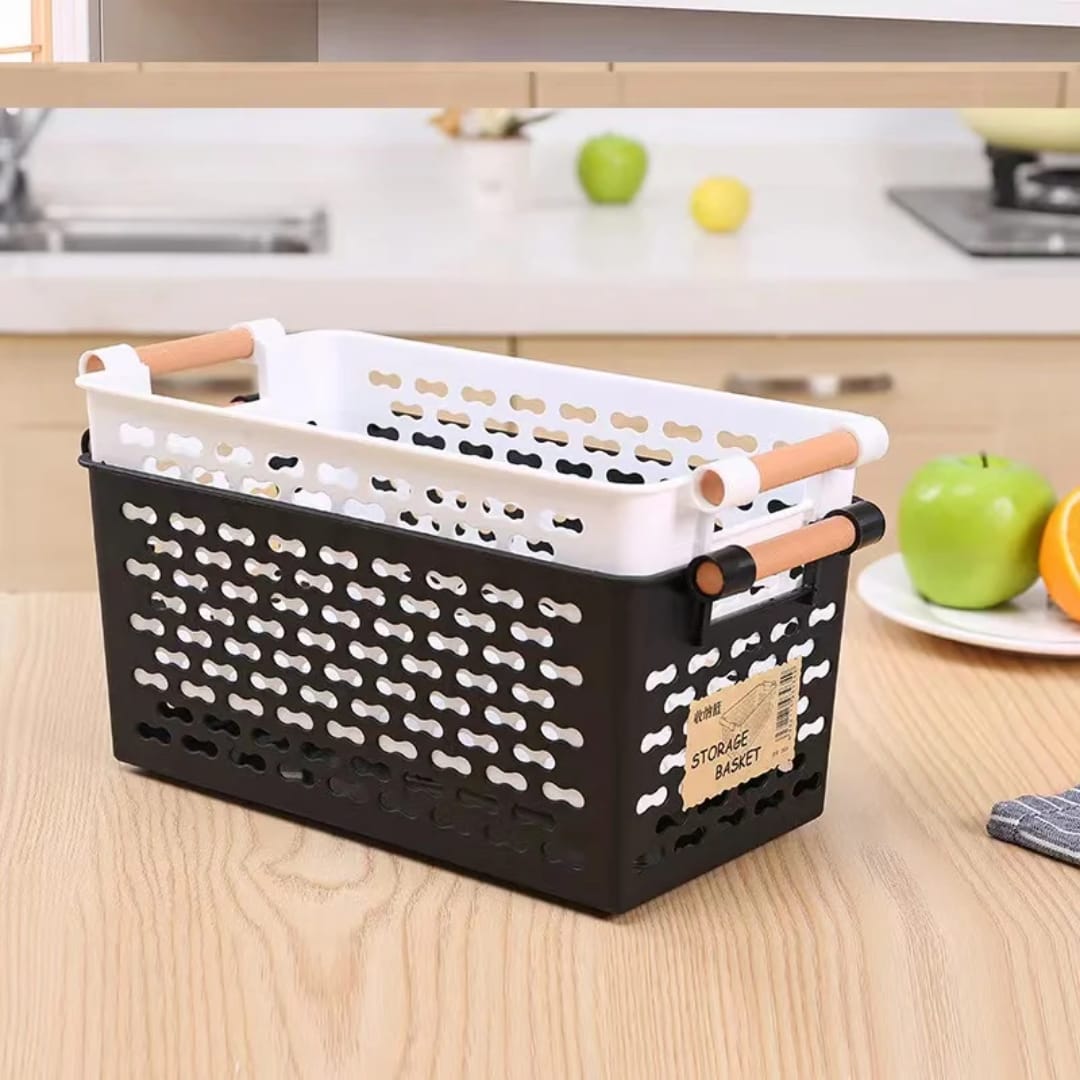 Small Plastic Storage Basket, Multipurpose Organiser for Bathroom, Bedroom, Kitchen and Household Storage, Compact Basket for Keeping Everyday Items Neatly Arranged and Easily Accessible
