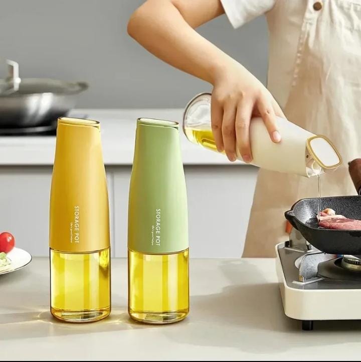 500ml Automatic Oil Dispenser – Glass Cooking Oil Jar with Plastic Lid, Convenient Kitchen Bottle for Controlled Pouring of Oil and Liquid Seasonings, Practical Storage and Dispensing Accessory
