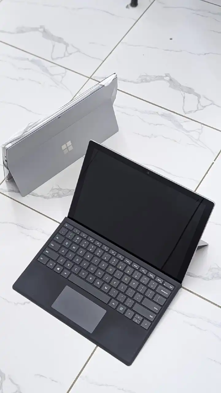 Microsoft Surface Pro Laptop | 13.3" Touch | Intel i5 7th Gen | 8GB RAM | 256GB SSD | Windows 11 | Detachable Refurbished Notebook