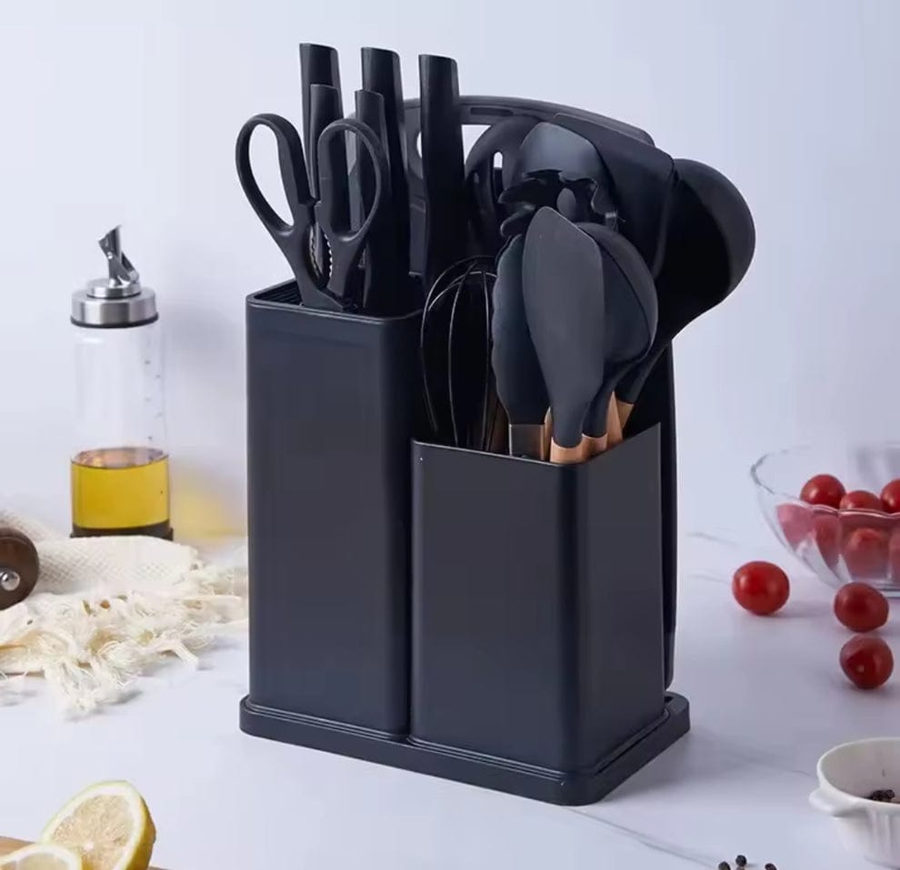 💥 SUPER OFFER 💥 - A 19pcs silicon spoons and knives. available at affordable price and of very high quality