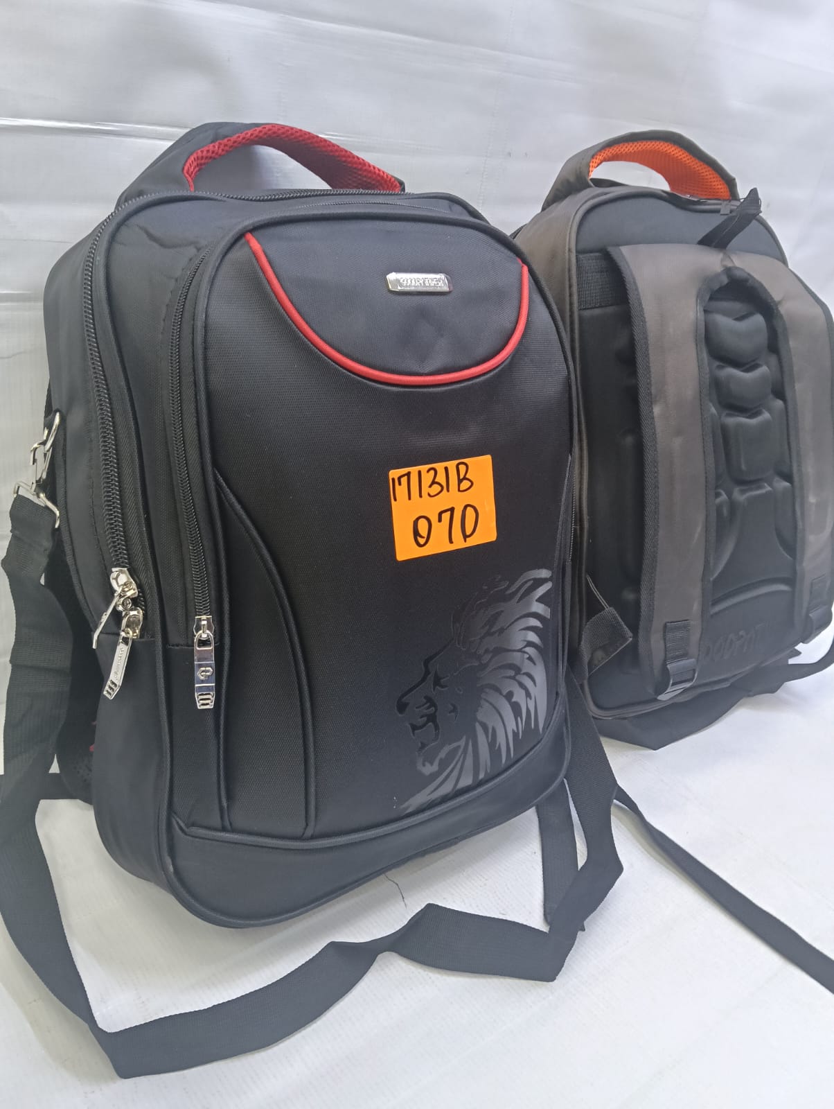LATEST NEW ARRIVALS BEST PRICES Outstanding Unique Unisex black multi-compartment laptop backpack.
