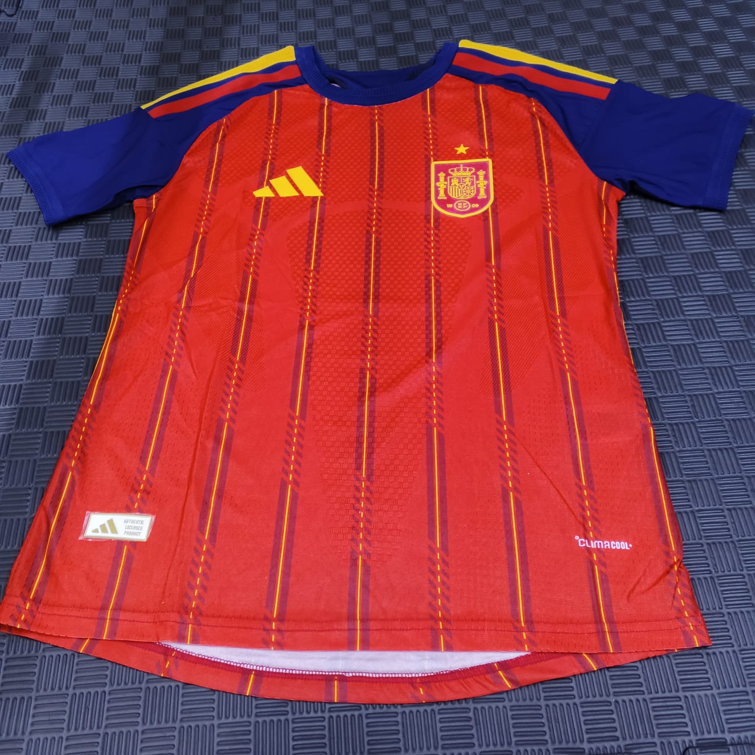 OFFER!! OFFER!! Outstanding Spain National Team Jersey...#100% Polyester Anti-UV Moisture-Wicking High Quality Soccer Shirt. Streat Wear