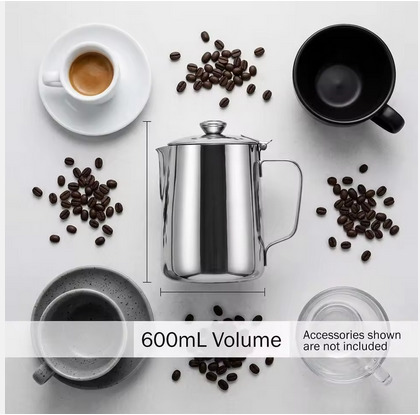 High quality stainless steel kitchen milk frothing jug with the capacity of 600mls