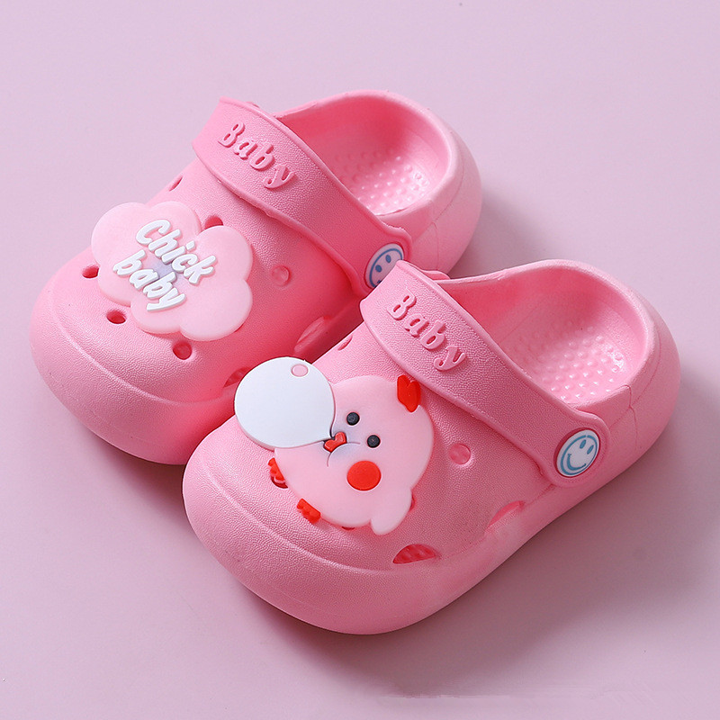 New children's outdoor perforated shoes, boys' anti slip toe cap beach sandals, cute cartoon sandals