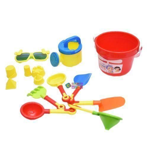 Beach Bucket with Toys – Kids Sand Play Set with Bucket, Shovel, Moulds & Accessories for Beach & Outdoor Fun