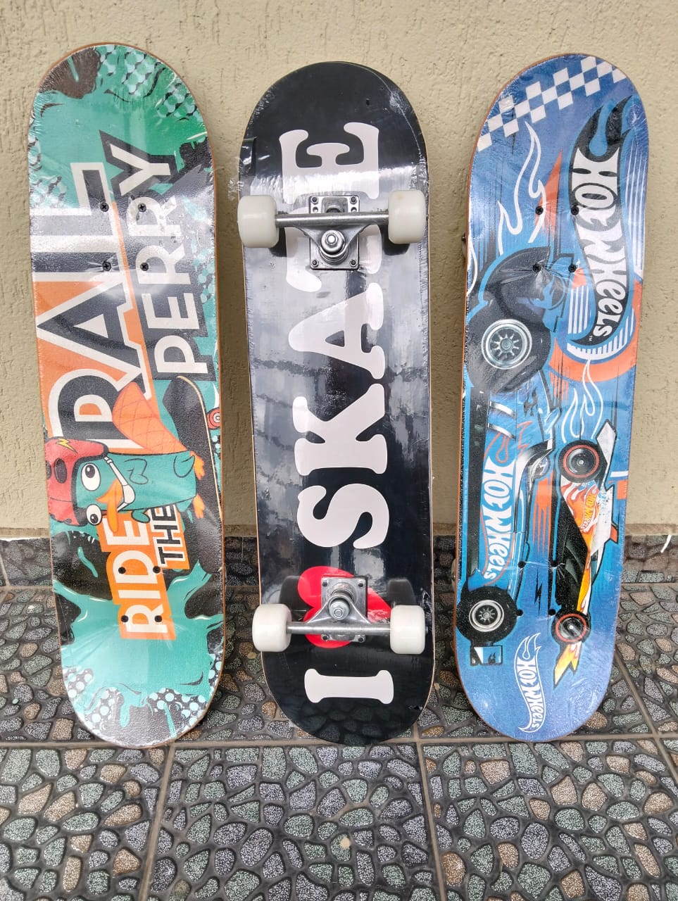 🥇 TOP OFFER 🥇 - A 1 pc ADULT/TEEN SCATEBOARD avilable at affordable price and of very high quality