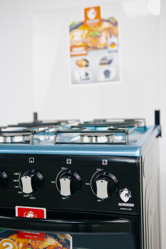 【LIMITED OFFER】Euroken 50X55  Euro55-4G-G 50L Home Improvement Free Standing Full Gas Cooker Kitchen Appliance With Gas Oven 4 Burners 50X55Cm