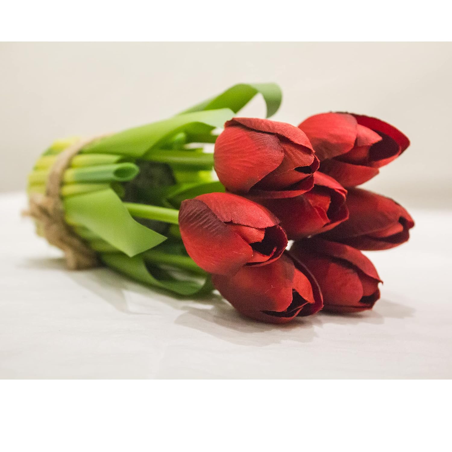 6-Piece Artificial Tulip Bouquet – Rustic Sisal Rope Wrapped Faux Flowers for Table, Shelf & Home Decor – Elegant Indoor Floral Arrangement