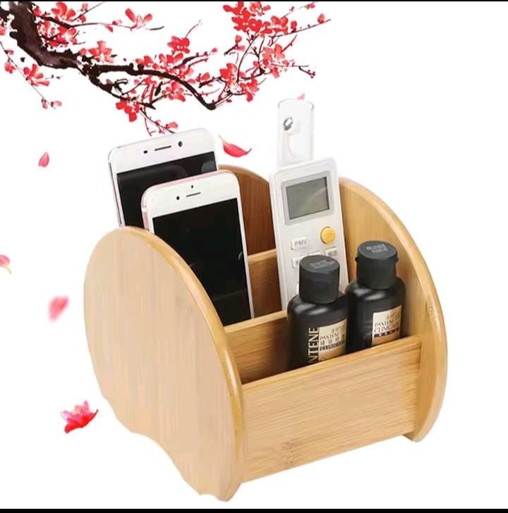 Classic & Elegant Desktop Organizer – Multipurpose Bamboo Storage Tray for Remote Control, Cutlery, Pens, and Stationery with Sophisticated Design.