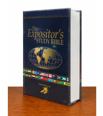 The Expositor’s Study Bible-Hardcover- is a valuable resource for anyone who wants to understand the Bible more deeply