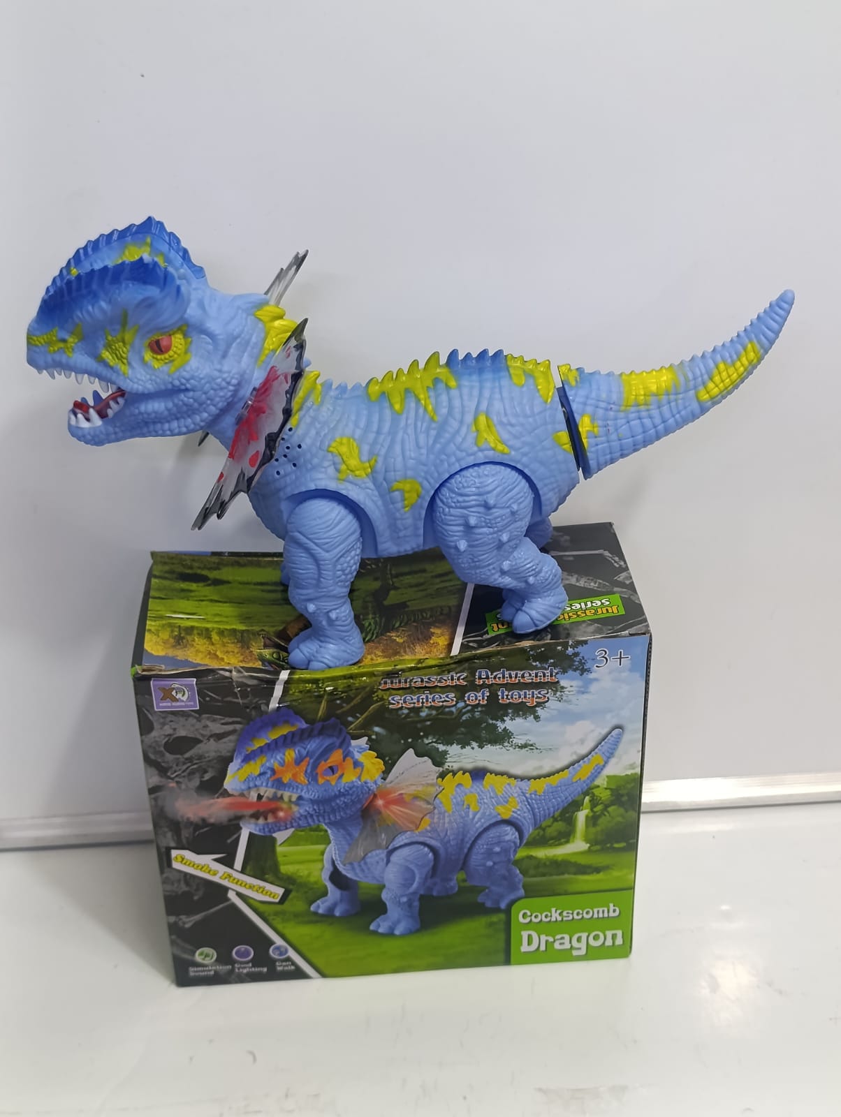 Walking Dinosaur Toy with Smoke & Sound – Battery Operated Dinosaur Toy for Kids, Lights, Walking Action & Realistic Roaring