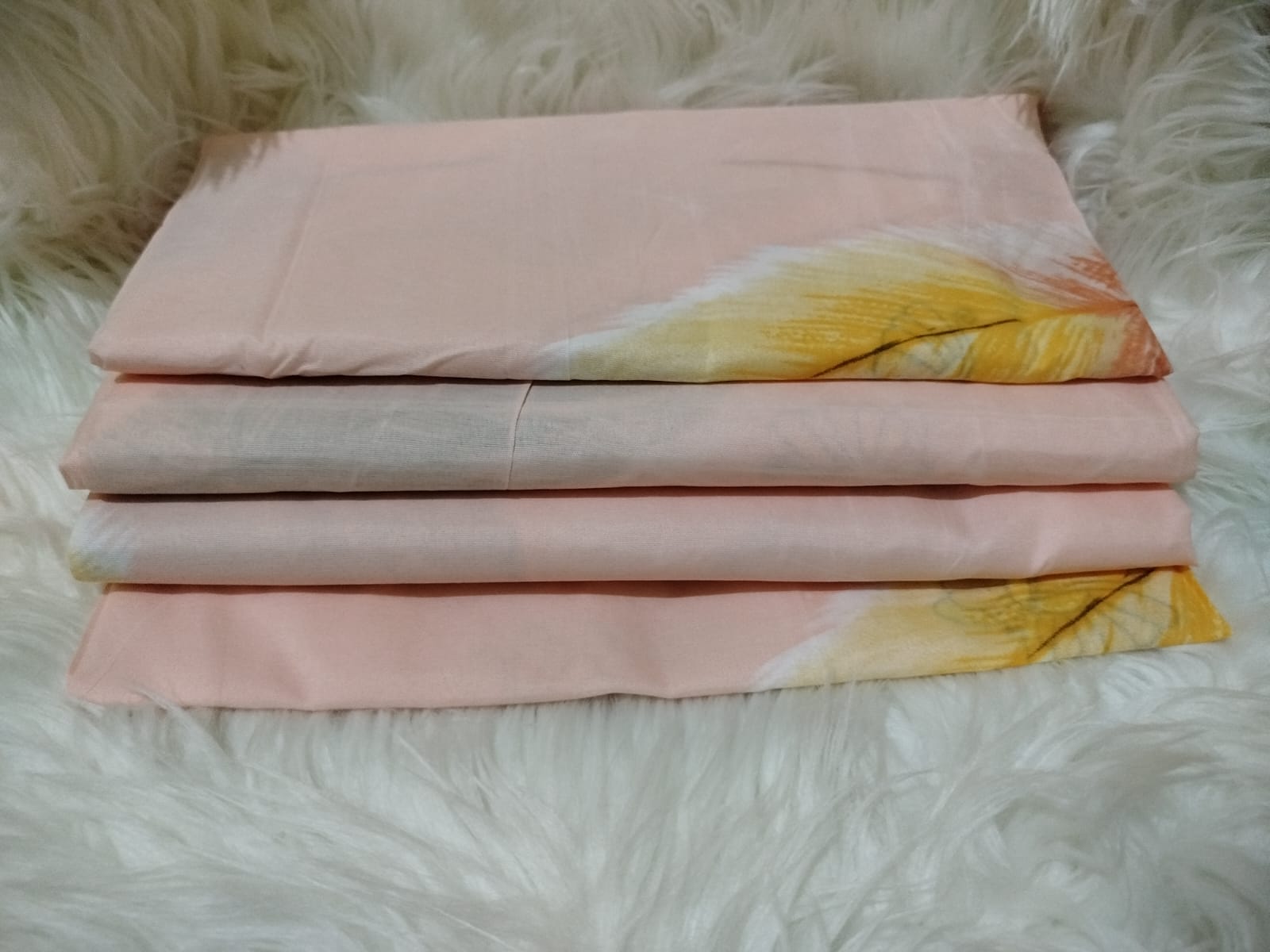 4x6 Bedsheet Set 4 Pcs (2 Bedsheets & 2 Pillowcases)