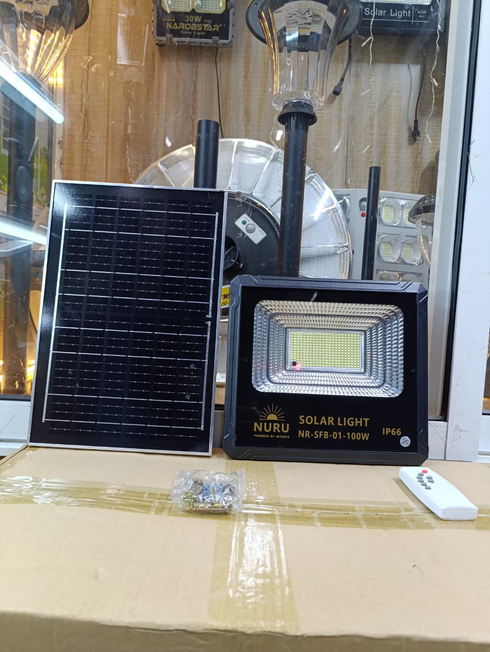 🎇comes as a complete kit with a solar panel and remote control🎇NURU 100W Solar Floodlight with Remote Control - IP66 Waterproof Outdoor Security Light🔥performs reliably in rain and dust. The lithiu