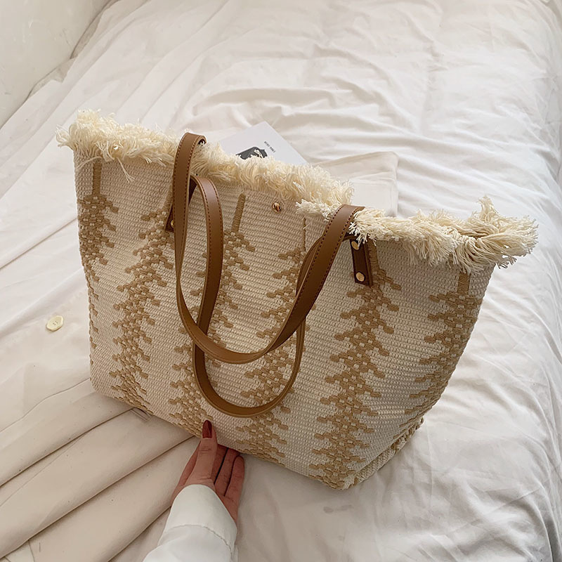 Women's Large Capacity Canvas Tote – Tassel Cotton Linen Woven Shoulder Bag, Simple Versatile Commute