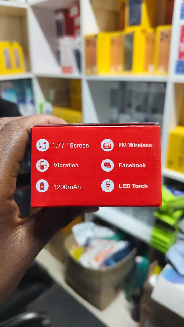 NEW IFINEX B310 TRIPLE SIM THREE-3 SIM CARD 1.77'' screen 1200mAh battery BIG TORCH KABAMBE/KATULULU/MULIKA MWIZI/BUTTON FEATURE PHONE