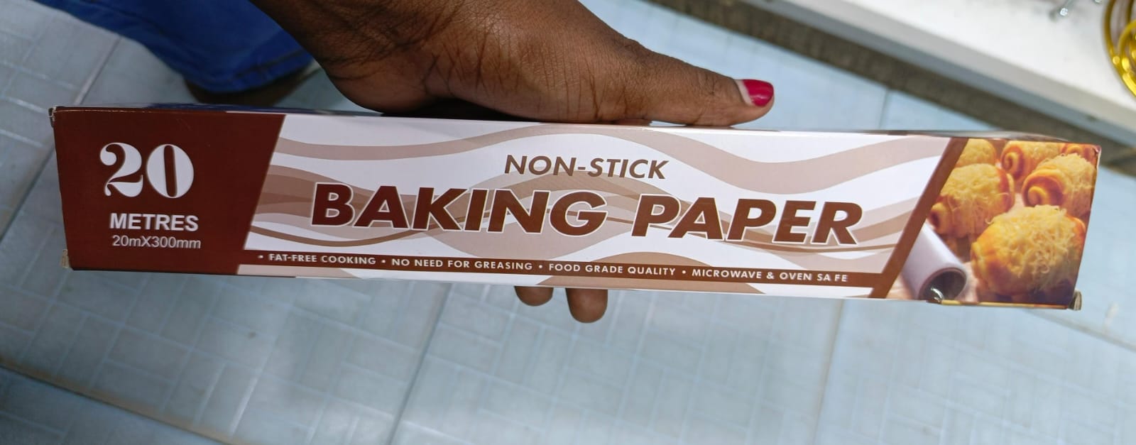1 pc Non-Stick Baking Paper 20M - 20 Metres x 300mm Food Grade Parchment Roll for Oven & Microwave Cooking 🔥📜