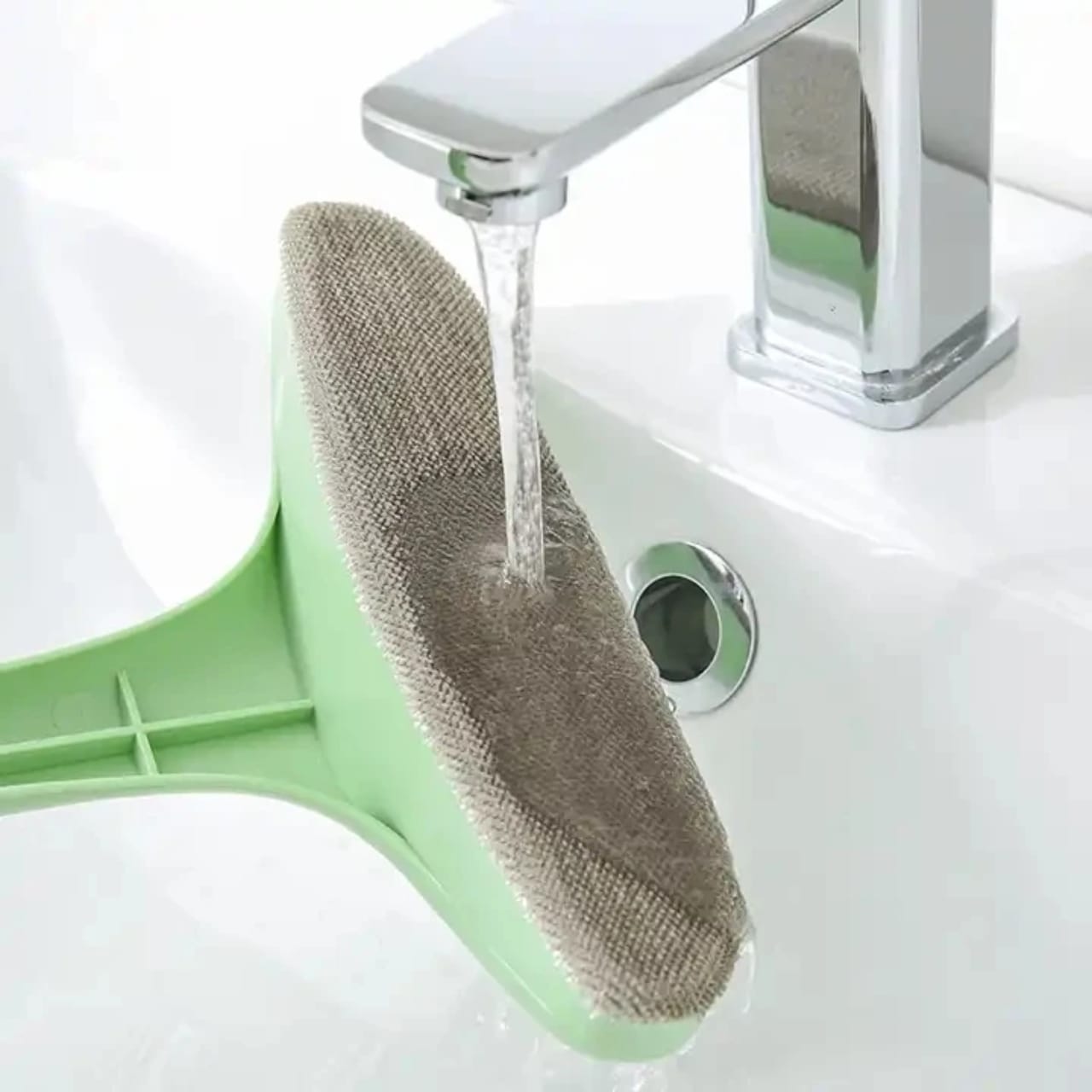 Multi-Function Mesh Screen & Window Cleaner with Long Handle – Detachable Wet & Dry Cleaning Brush for Window Screens, Glass, Doors, High Reach Areas & Home Cleaning