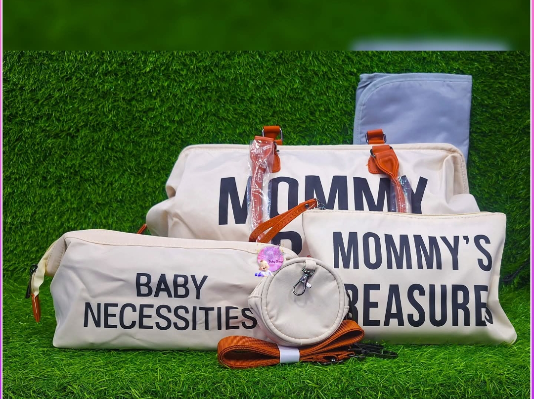 5 in 1 Mommy Diaper Bag Set Suitable as a hospital bag, for travel, or daily use with a newborn