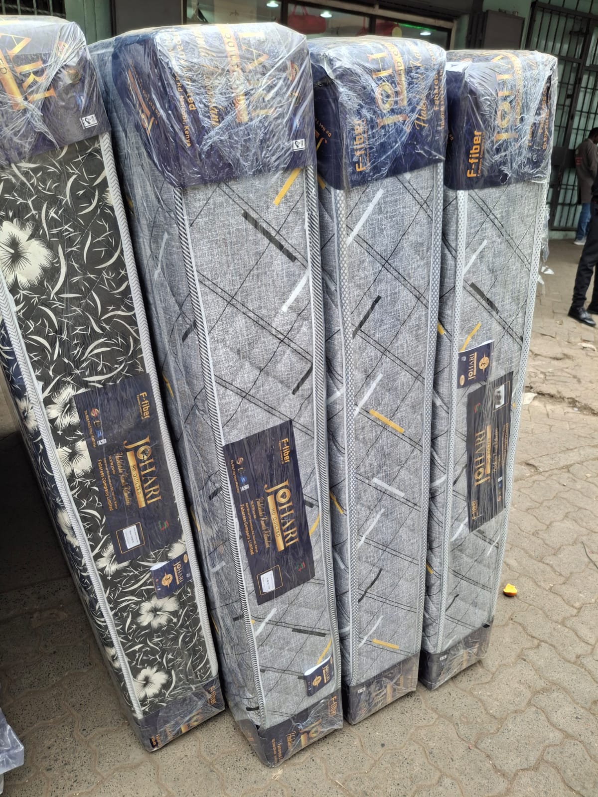 1pc Johari 8 Inch Mattress – High Density Quilted Foam, Medium Firm Support, Breathable Cover
