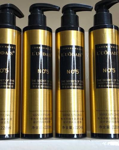 Fashion human hair blend waterwave wig It has a 2*4 closure that can be put as a middle or side part PLUS a curl keeper