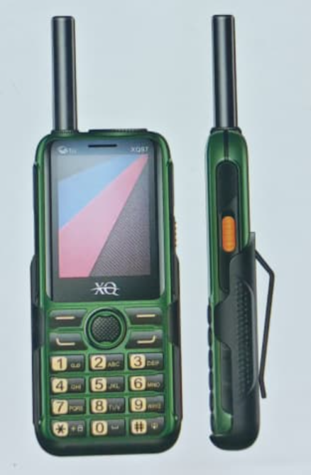 XQ97 BIG SCREEN 2.4’’ TRI SIM CARD 4 SIM CARD SLOTS BIG BATTERY 3000MAH FM RADIO BUTTON MOBILE PHONE WITH EXTERNAL AERIAL KABAMBE MULIKA MWIZI FEATURE PHONE ON OFFER