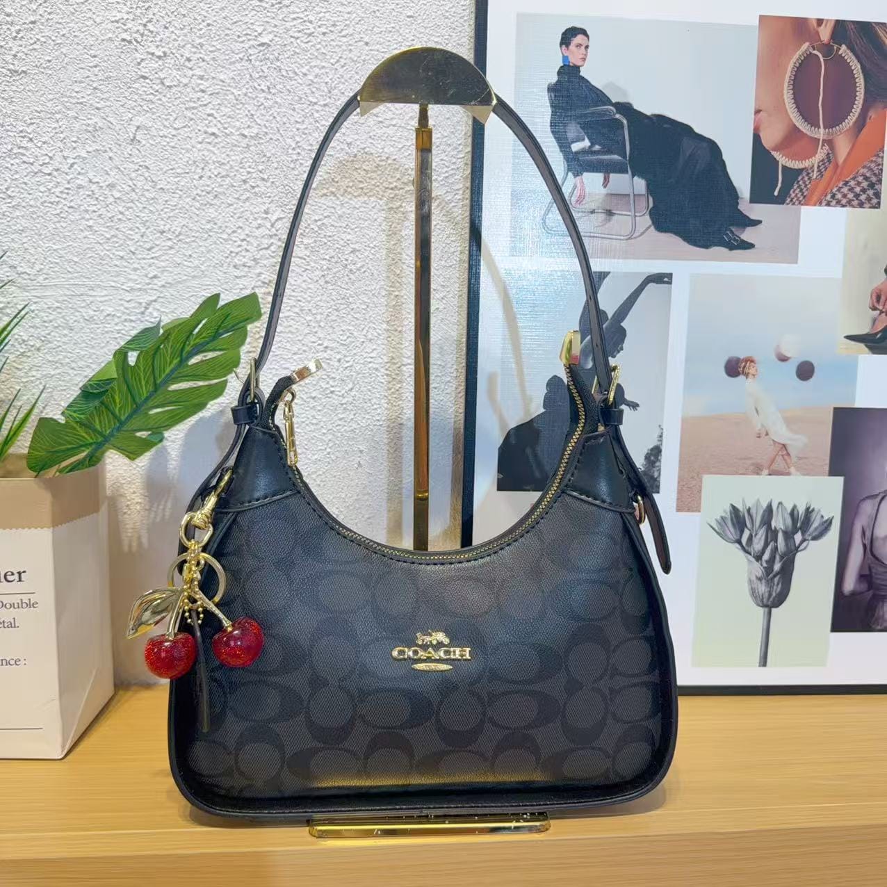 Women’s Trendy Casual Shoulder Bag Fashion Ladies Coach Handbag Stylish Everyday Purse Versatile Shoulder Crossbody Bag for Shopping Travel Office and Daily Wear