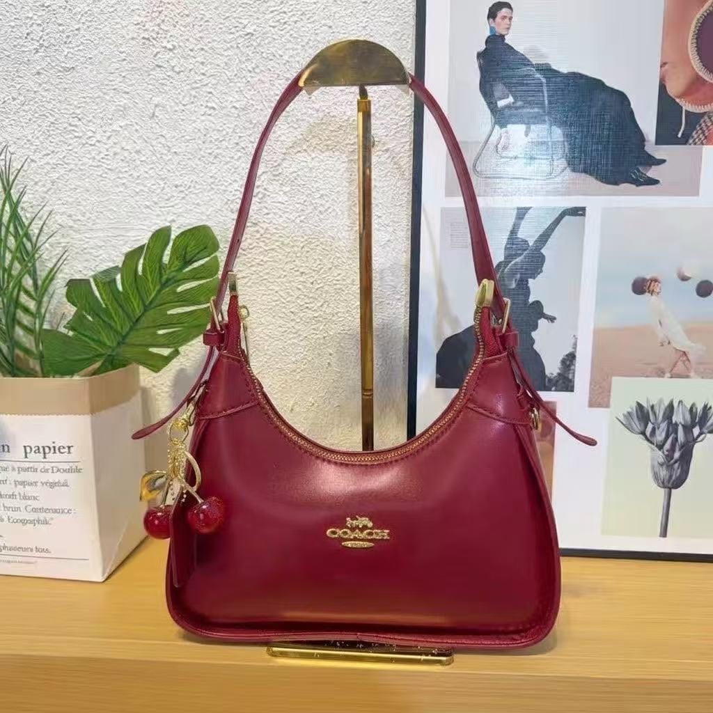 Women’s Trendy Casual Shoulder Bag Fashion Ladies Coach Handbag Stylish Everyday Purse Versatile Shoulder Crossbody Bag for Shopping Travel Office and Daily Wear