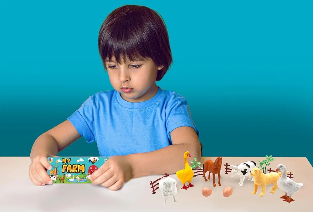 CBC Learning Farm Animals Adventure Set of 6 Toy Figures, Educational Cartoon Farm Animal Playset for Kids, Imaginative Pretend Play Learning Toys for Toddlers and Children Aged 3+ Years