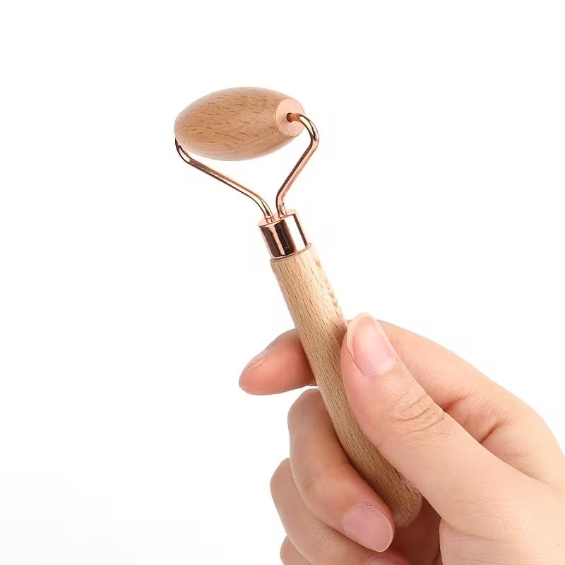 Wooden Face and Body Massage Roller, Handheld Ball Facial Massager for Eyes, Neck and Body, Relaxation Massage Stick for Facial Care, Gentle Rolling Massage and Everyday Wellness at Home