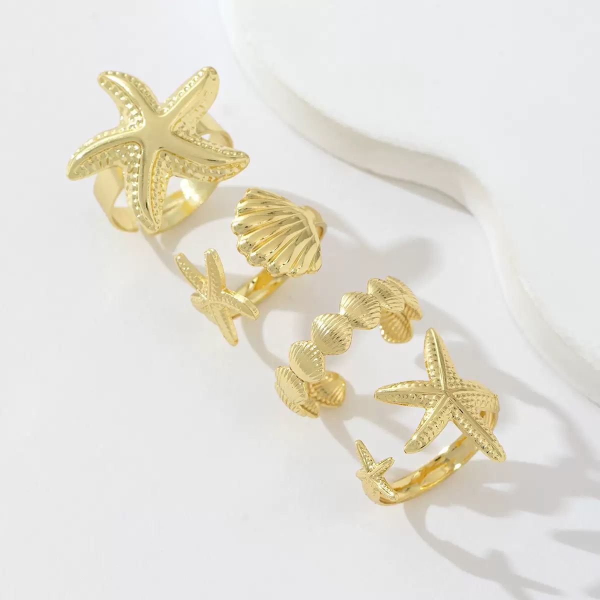 4PCS Women's Rings Set Starfish Shell Leaf Ring Ocean Style Fashion Women Gold Stackable Exaggerated Jewelry Set For Daily Use Party Nightclub Beach Trip Summer Vacation Birthday Gift For Her