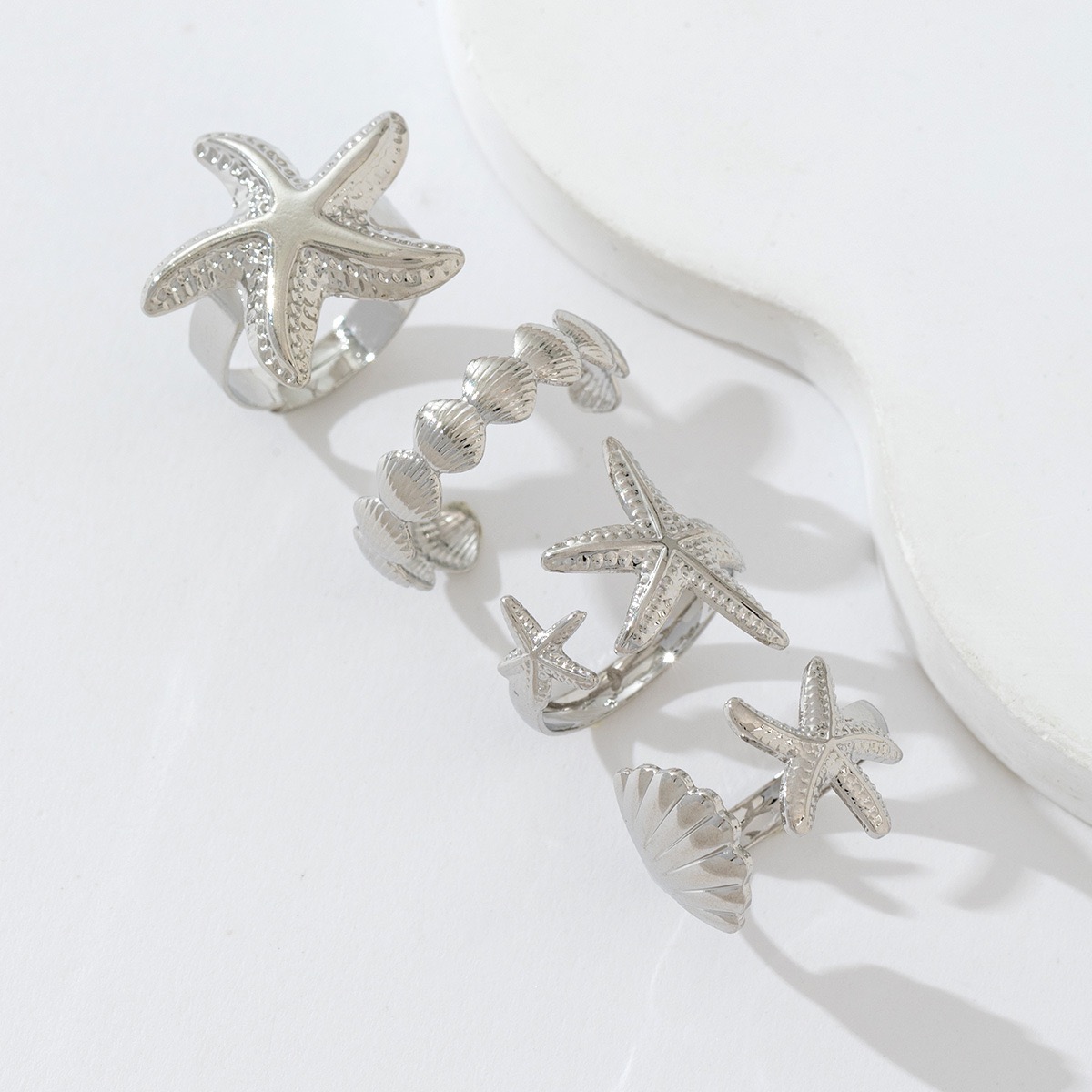 4PCS Women's Rings Set Starfish Shell Leaf Ring Ocean Style Fashion Women Gold Stackable Exaggerated Jewelry Set For Daily Use Party Nightclub Beach Trip Summer Vacation Birthday Gift For Her