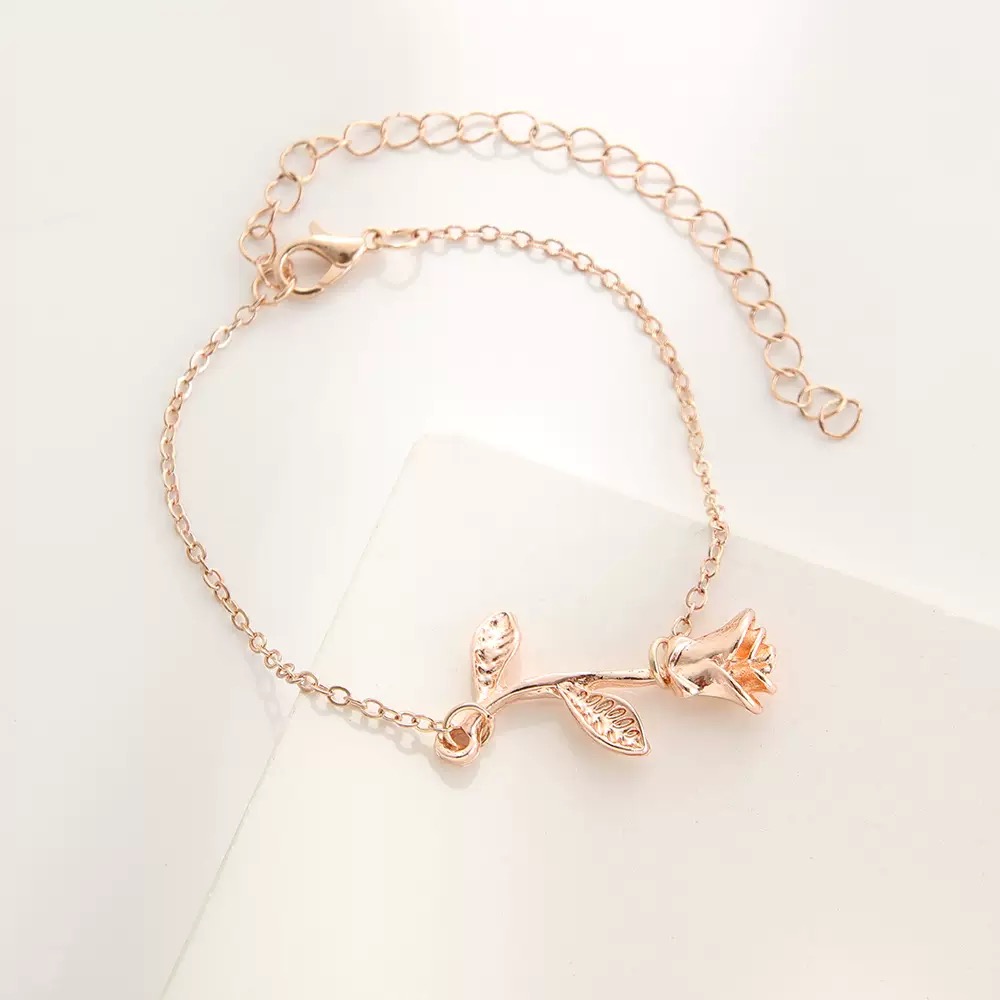 2Pcs Set Watch Bracelet Watch Bohemian Style Fashion Women Rose Gold Pink Diamond Rose Flower Exaggerated Jewelry Set For Shopping And Mtching Everyday Wear Or Gifts