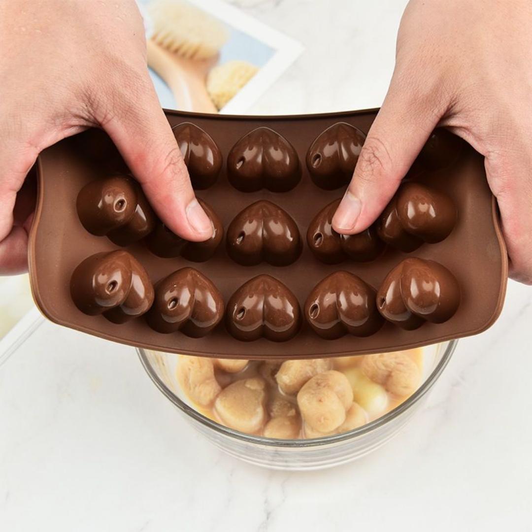 15 Cavity Heart Shaped Silicone Chocolate Mold, Food Grade High Temperature Resistant DIY Baking Mold for Cake Pudding Fondant