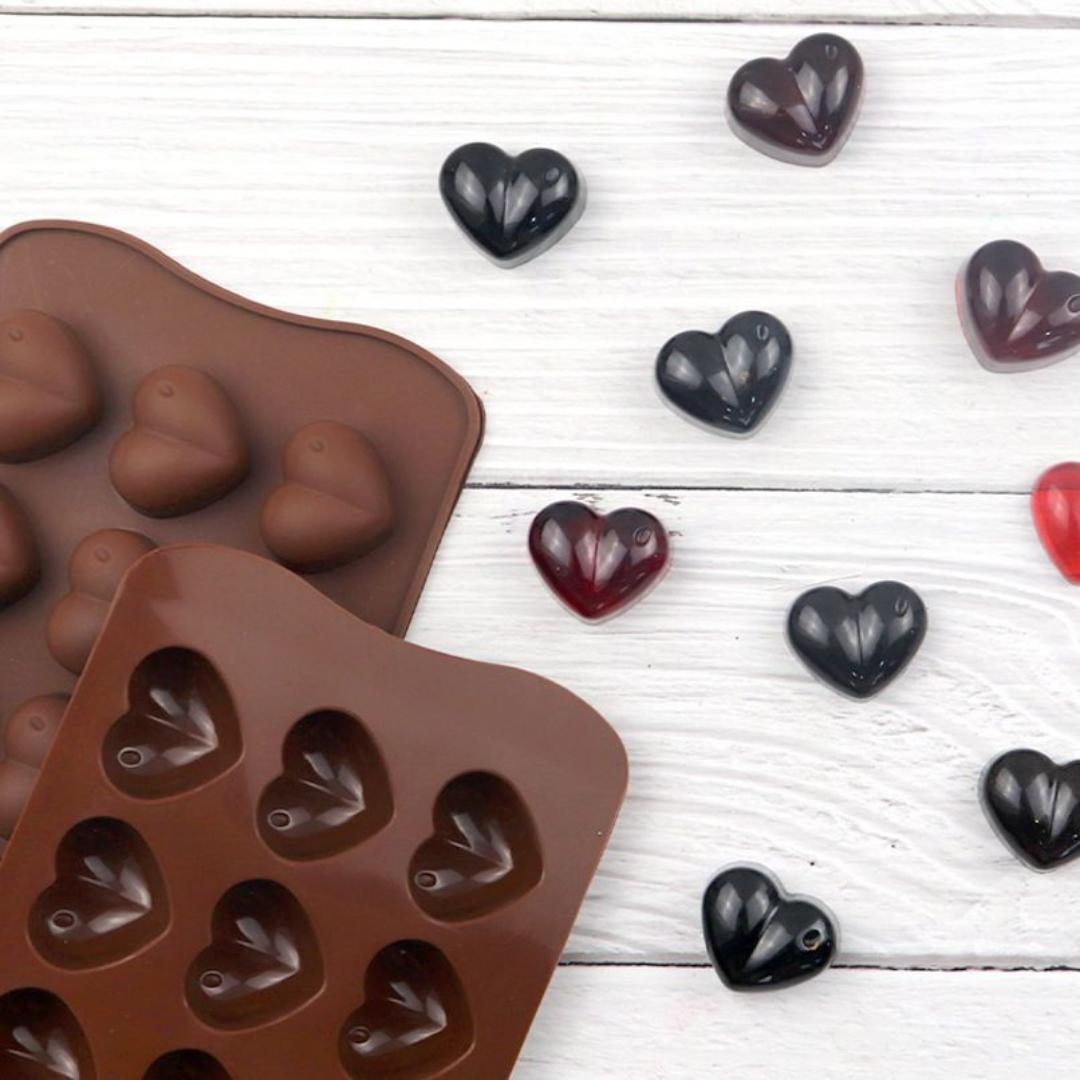 15 Cavity Heart Shaped Silicone Chocolate Mold, Food Grade High Temperature Resistant DIY Baking Mold for Cake Pudding Fondant