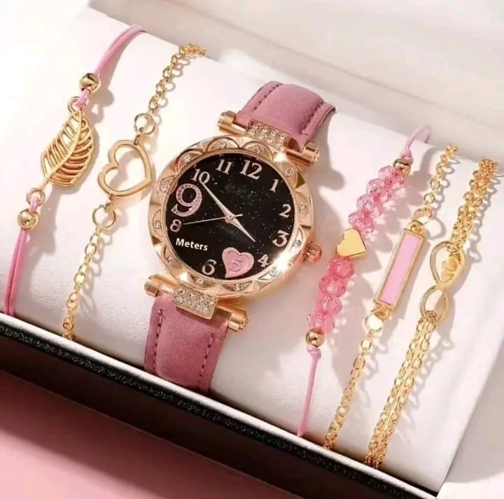 5Pcs Women Watch Bracelet Set, Rose Gold Rhinestone Bezel Floral Dial Analog Quartz Wrist Watch with Black PU Leather Strap,  Ladies Girls Daily Party Birthday Gift