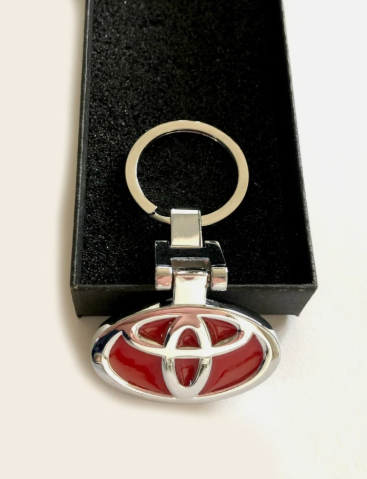 Toyota Emblem Keyholder – Stylish Metal Car Logo Keychain Accessory for Car Keys, House Keys & Everyday Carry