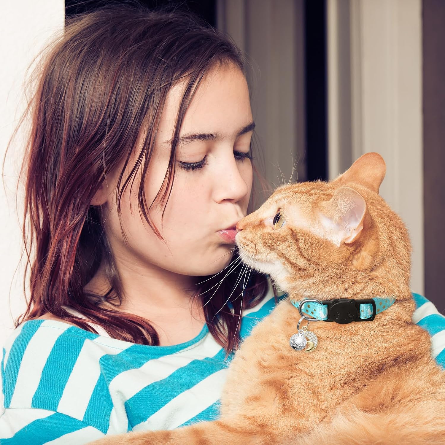4 PCS Breakaway Cat Collars with Bell Moons Stars,Kitten Collar and Adjustable with Pendant Glow,Cute Kitty Collar for Girl Boy Cats,Pet Gifts,Accessories