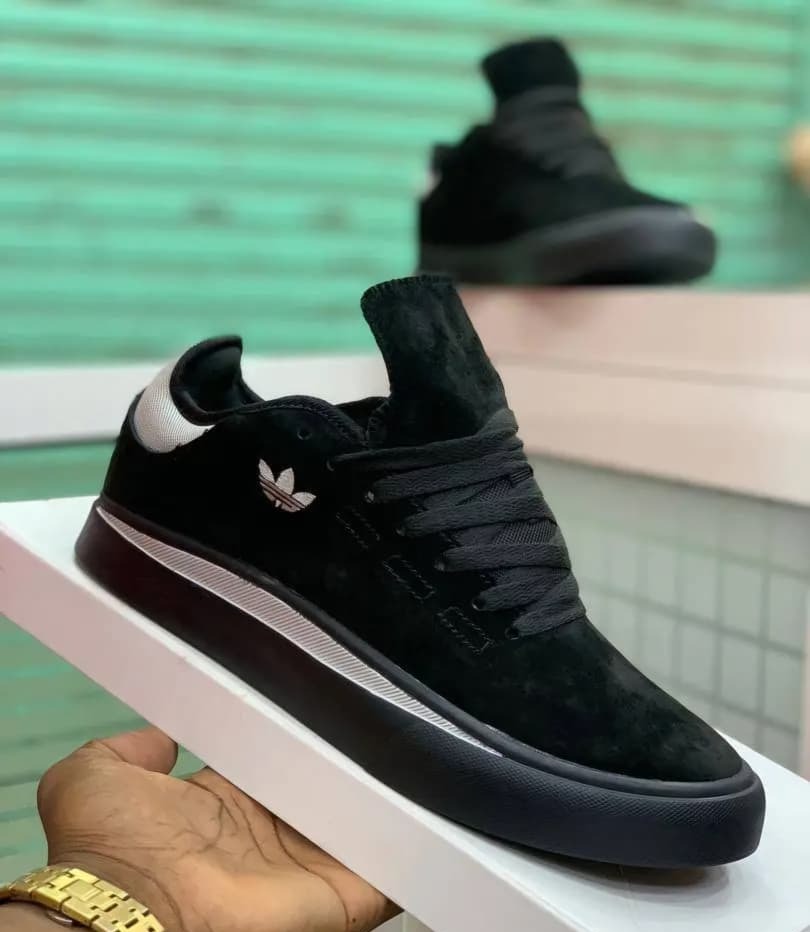 🔥 (Free Foam Cleaner Gift) 🔥 Adidas - Inspired Black White Skate Sneakers for Men & Women – Casual Streetwear Shoes, Lightweight Comfort Trainers, Fashion Low Top Sneakers, Durable Rubber Sole Shoes
